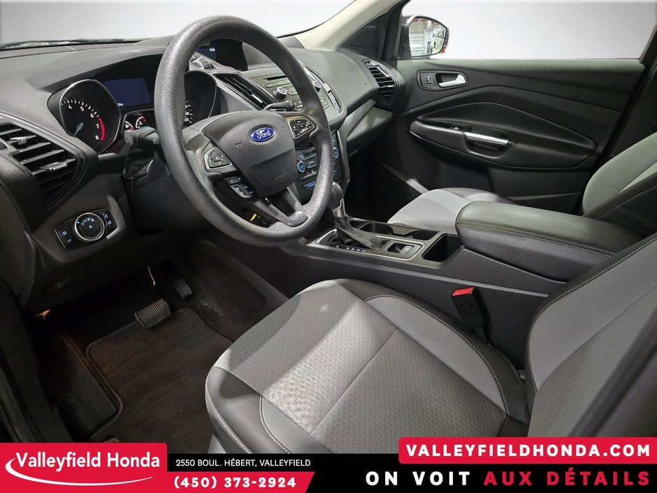 2017 Ford Escape SE-12