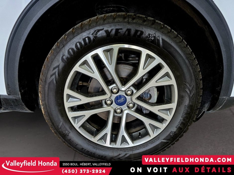 Ford Escape SEL Hybrid AWD 2022-10