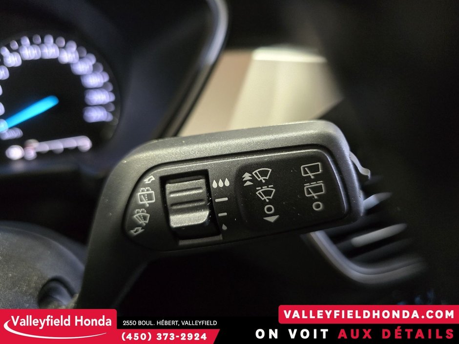 Ford Escape SEL Hybrid AWD 2022-21