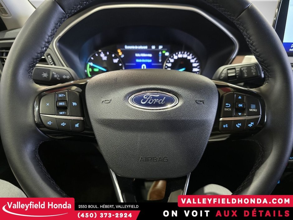Ford Escape SEL Hybrid AWD 2022-18
