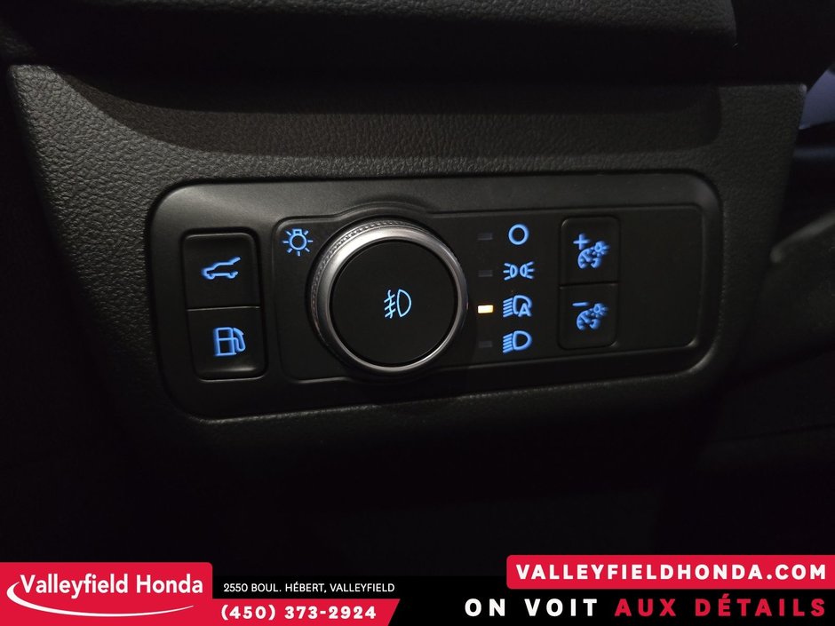 Ford Escape SEL Hybrid AWD 2022-31