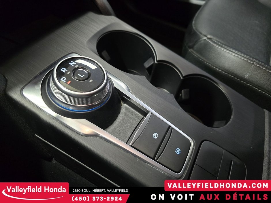 Ford Escape SEL Hybrid AWD 2022-25