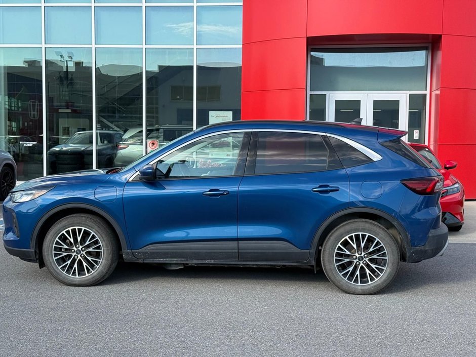 Ford Escape PHEV 2023-7