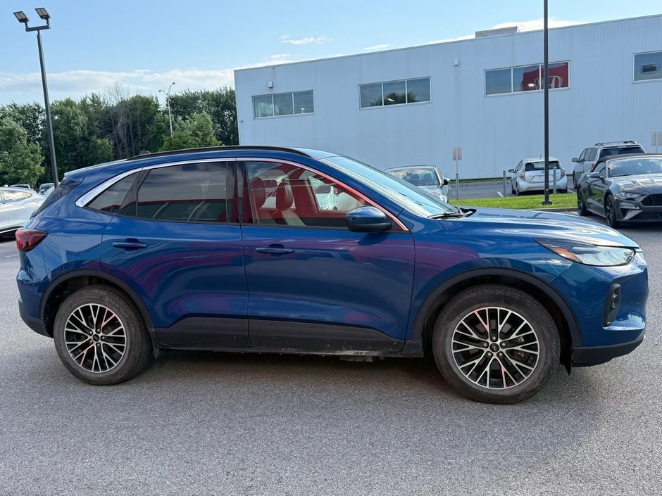 Ford Escape PHEV 2023-3
