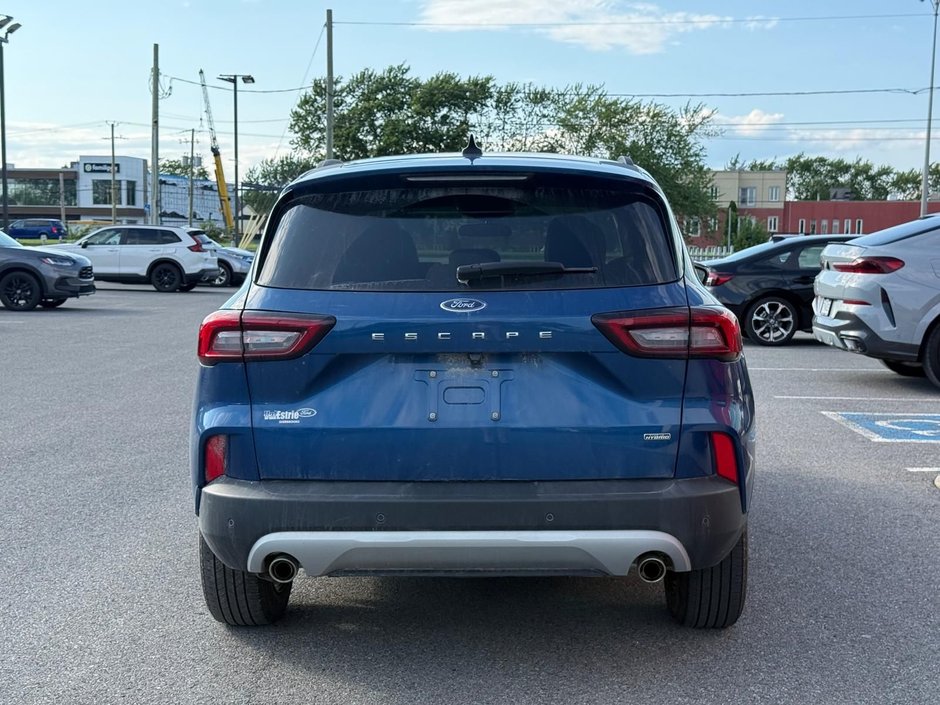 Ford Escape PHEV 2023-5