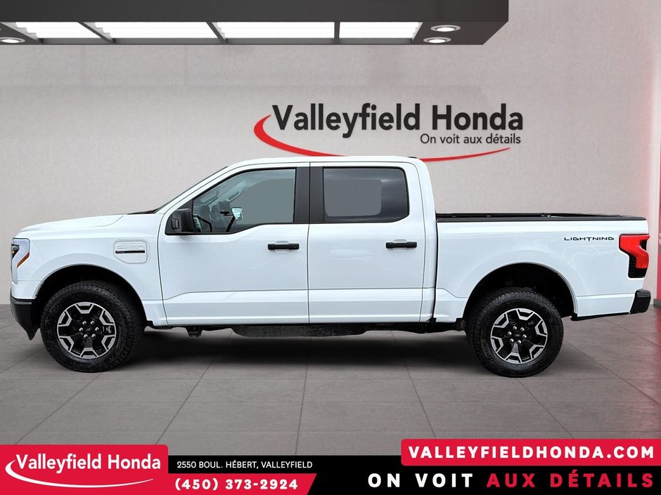 2023 Ford F-150 Lightning PRO 386 KM D'AUTONOMIE PRO ON BOARD-9