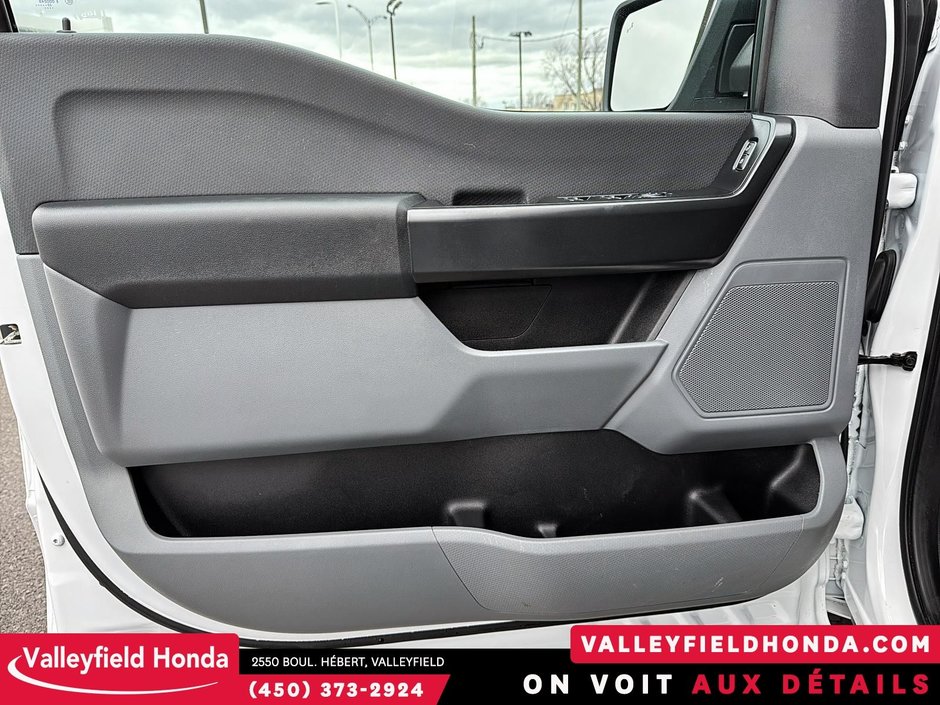 2023 Ford F-150 Lightning PRO 386 KM D'AUTONOMIE PRO ON BOARD-16