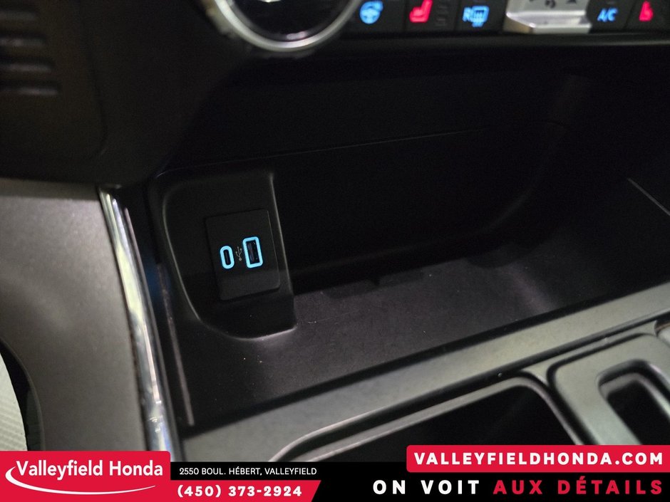 2023 Ford F-150 Lightning XLT CREW CAB - JAMAIS ACCIDENTÉ-28