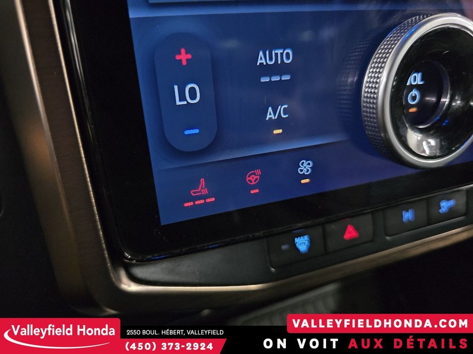 Ford F-150 Lightning LARIAT 2023-29