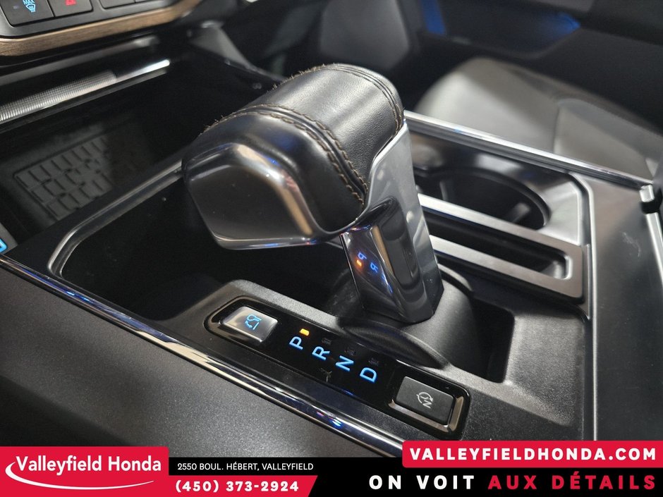 Ford F-150 Lightning LARIAT 2023-26