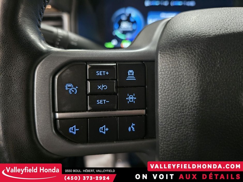 Ford F-150 Lightning LARIAT 2023-20