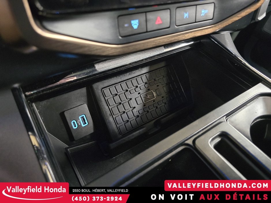 Ford F-150 Lightning LARIAT 2023-28