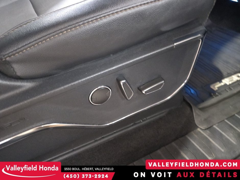 Ford F-150 Lightning LARIAT 2023-5