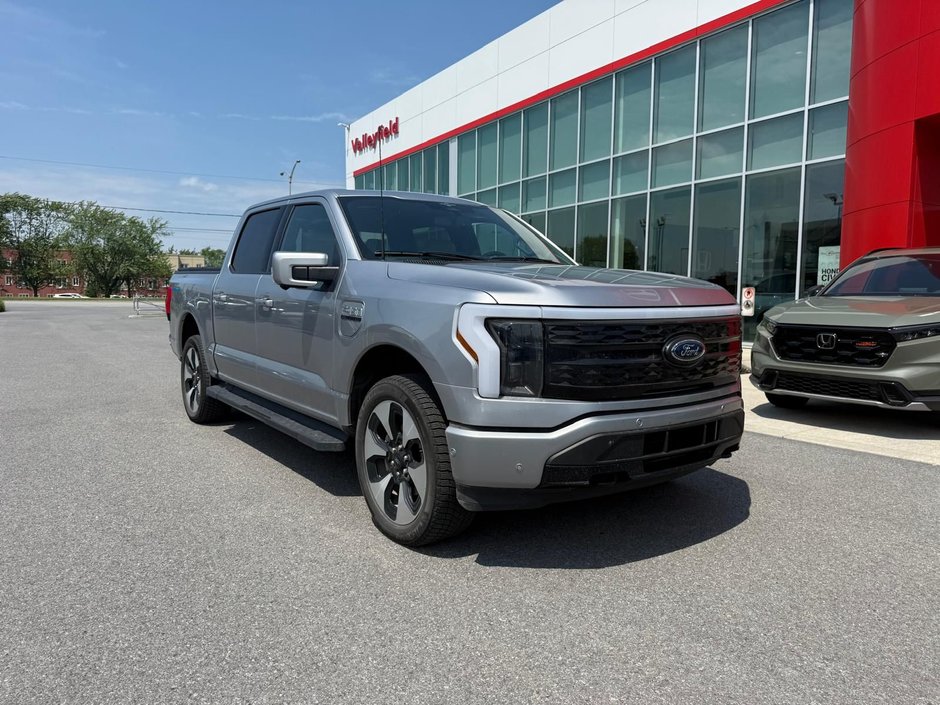 Ford F-150 Lightning PLATINIUM 2023-0