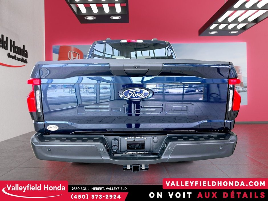 2024 Ford F-150 Lightning Pro - 386KM d'autonomie-6