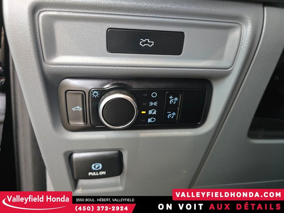 2024 Ford F-150 Lightning Pro - 386KM d'autonomie-24