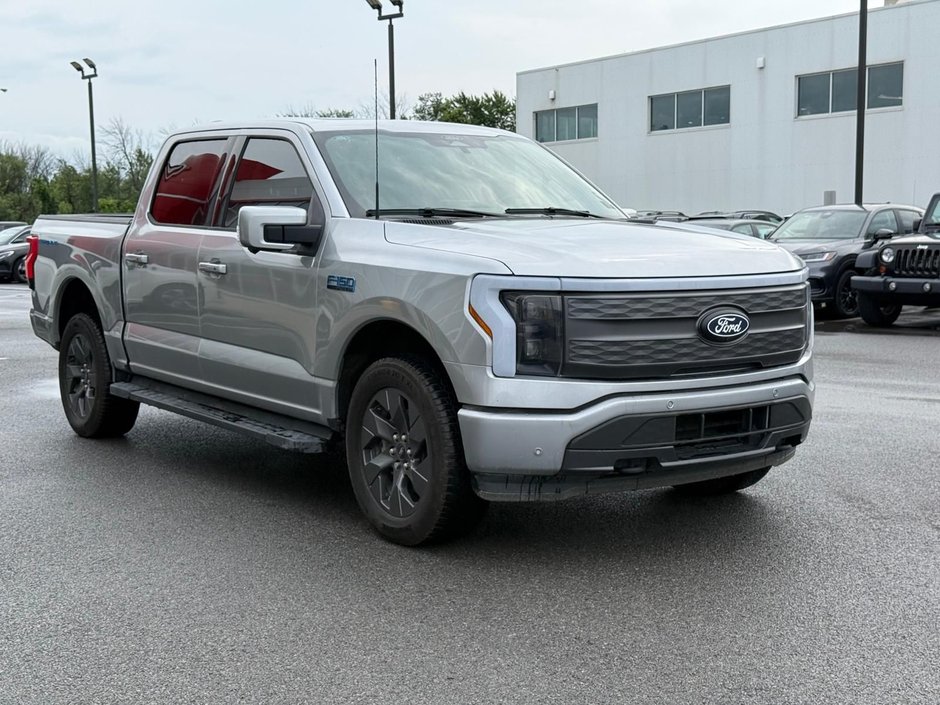 2024 Ford F-150 Lightning LARIAT-2