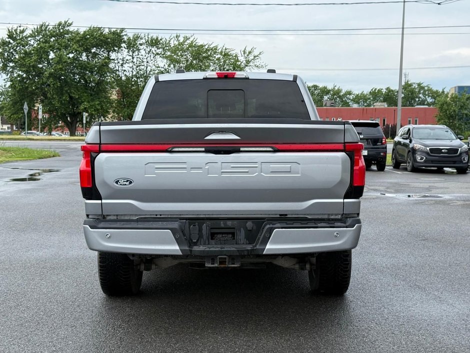 2024 Ford F-150 Lightning LARIAT-5