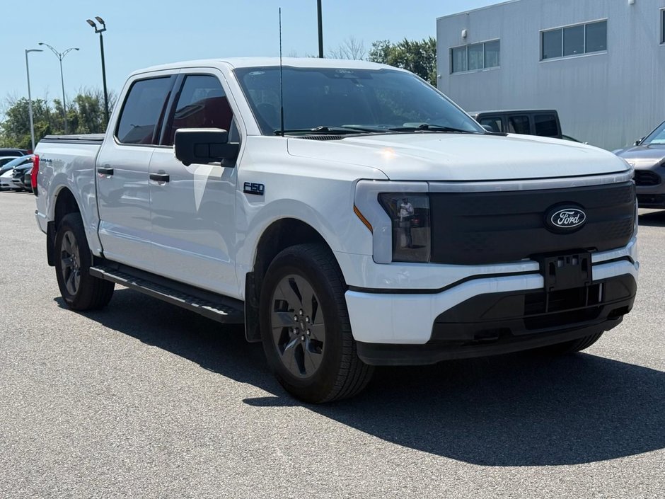 Ford F-150 Lightning XLT 2024-2