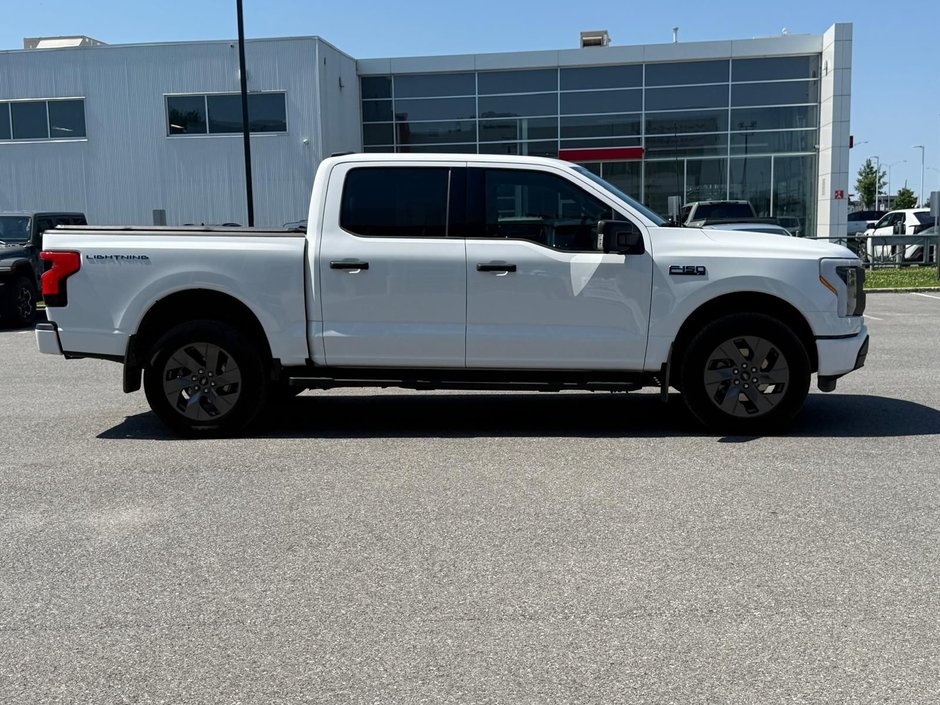 Ford F-150 Lightning XLT 2024-3