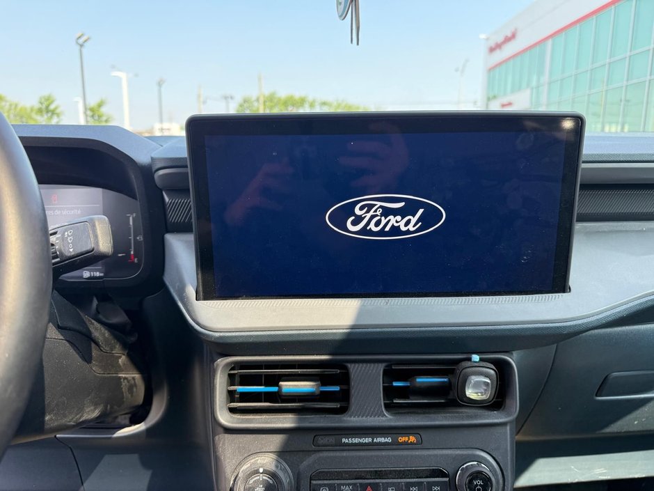 2025 Ford Maverick Lobo High-11