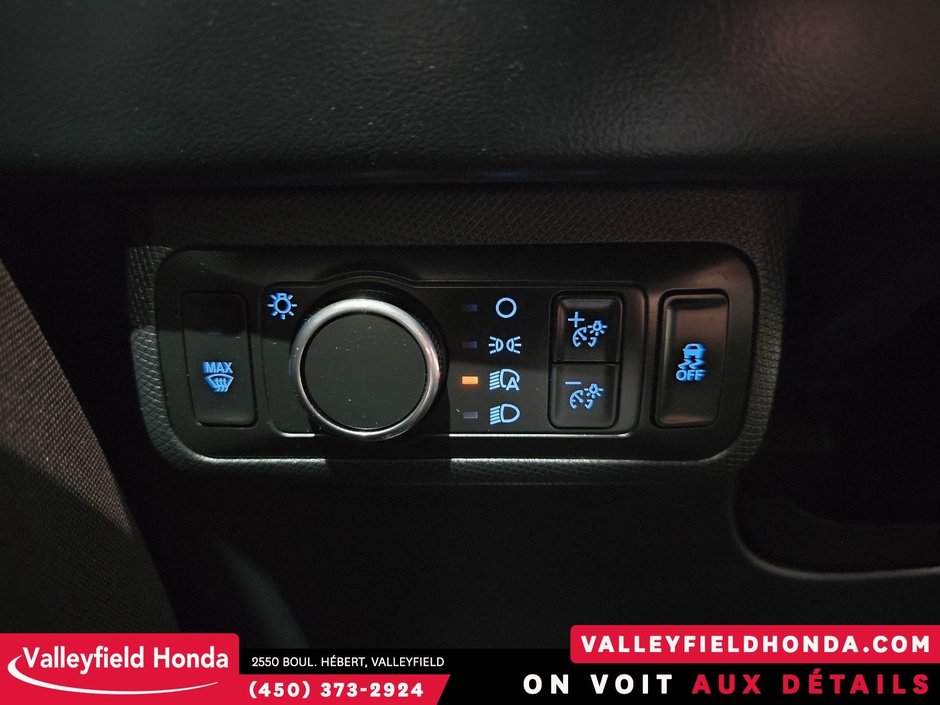 Ford Mustang Mach-E Select AWD Technology Package 2022-30