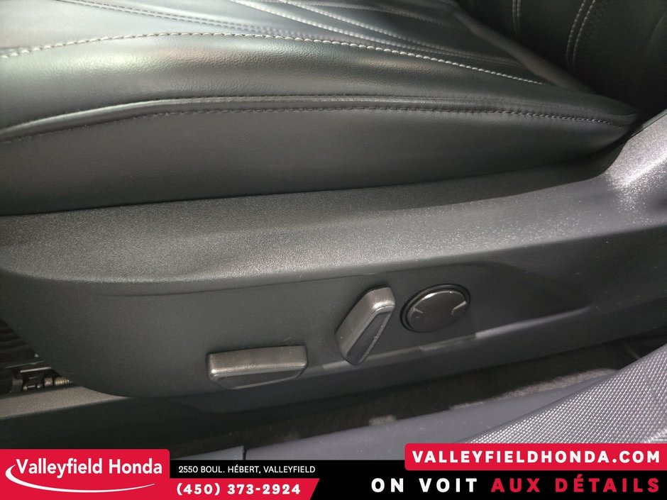 Ford Mustang Mach-E Select AWD Technology Package 2022-18