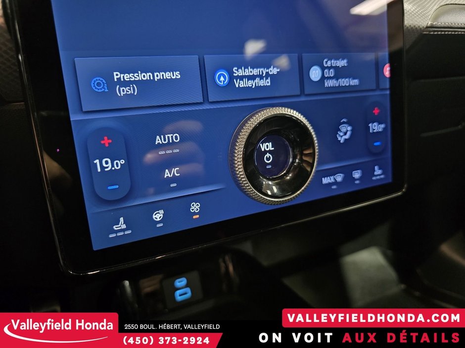 Ford Mustang Mach-E Select AWD Technology Package 2022-23