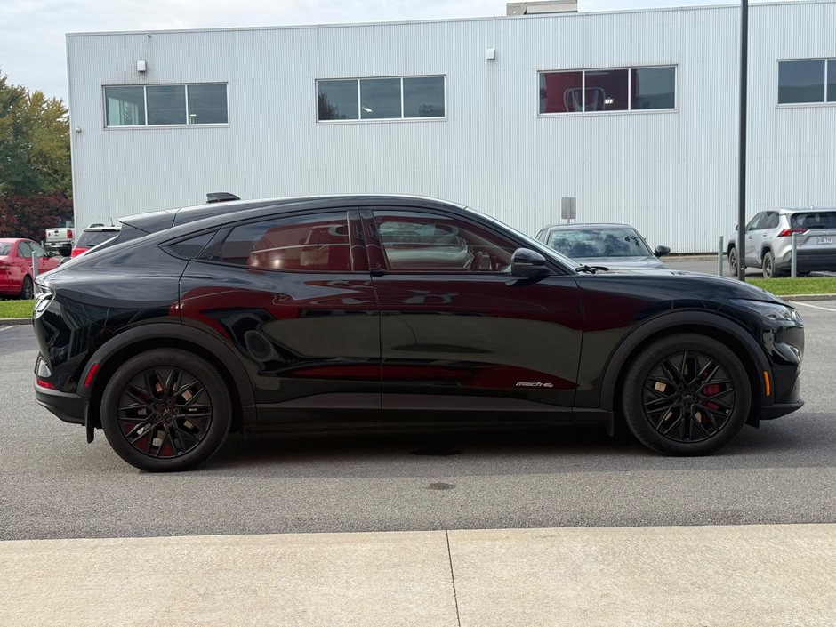 2025 Ford Mustang Mach-E Select AWD 380KM AUTONOMIE-3
