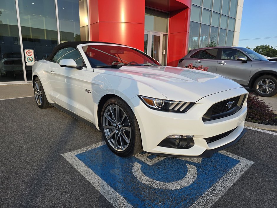 Ford Mustang GT Premium 435 HP Decapotable 2015-11