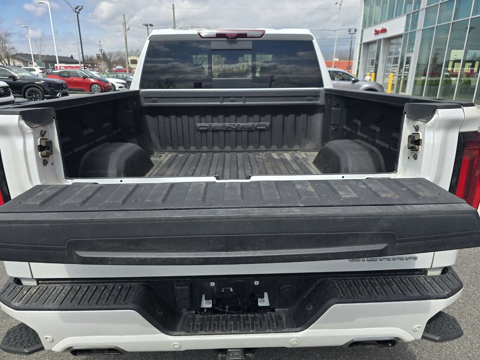 GMC Sierra 1500 Denali Ultimate w/ Super Cruise 2023-11