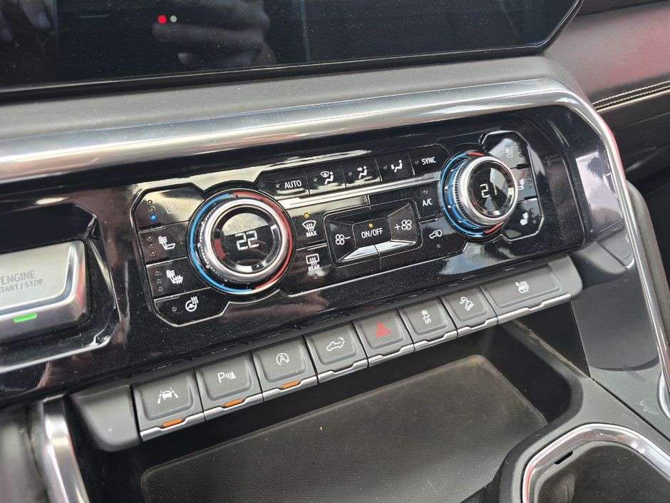 GMC Sierra 1500 Denali Ultimate w/ Super Cruise 2023-25