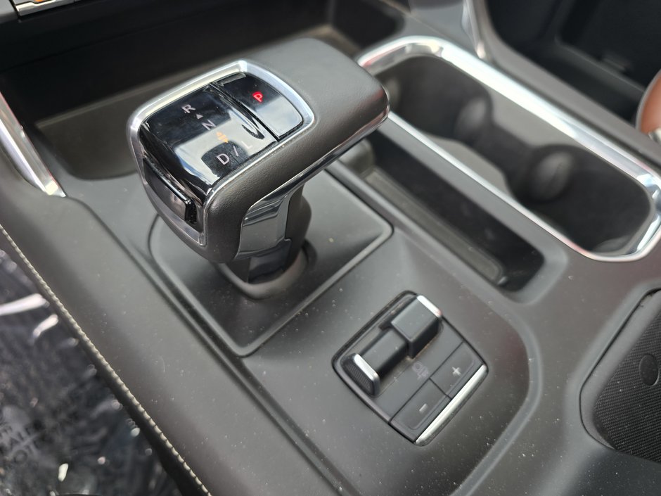 GMC Sierra 1500 Denali Ultimate w/ Super Cruise 2023-24