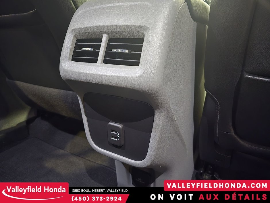 GMC Terrain SLT AWD 2023-14