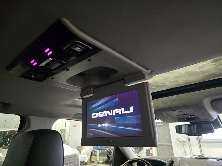 2020 GMC Yukon Denali TRÈS PROPRE !-9