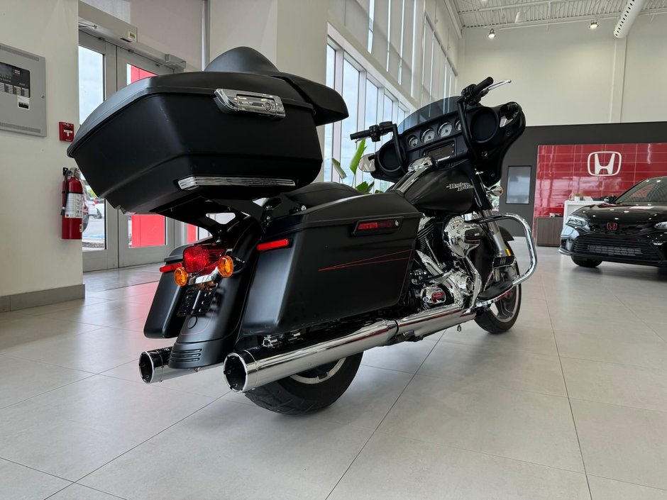 2016 Harley-Davidson FLHXS STREET GLIDE 103-6