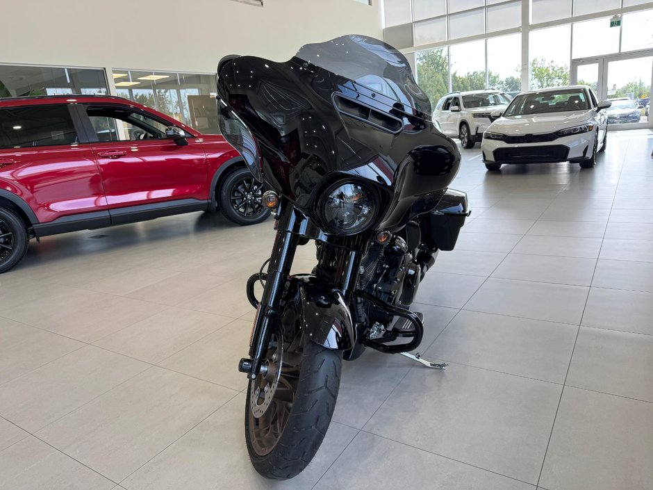 Harley-Davidson FLHXS STREET GLIDE 117 2023-2