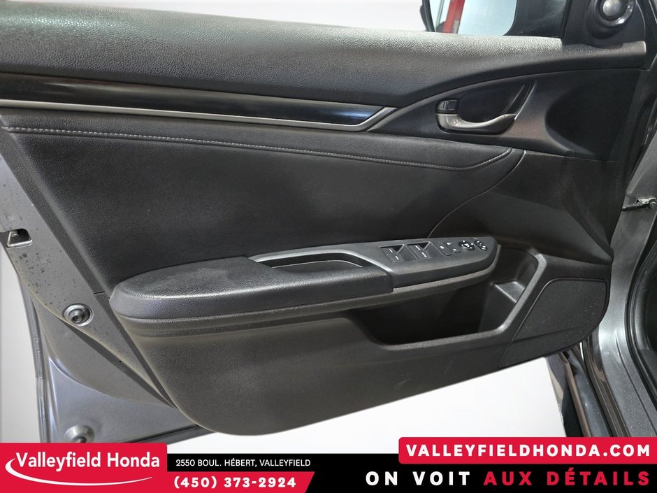 Honda Civic Hatchback Sport Touring 2021-15