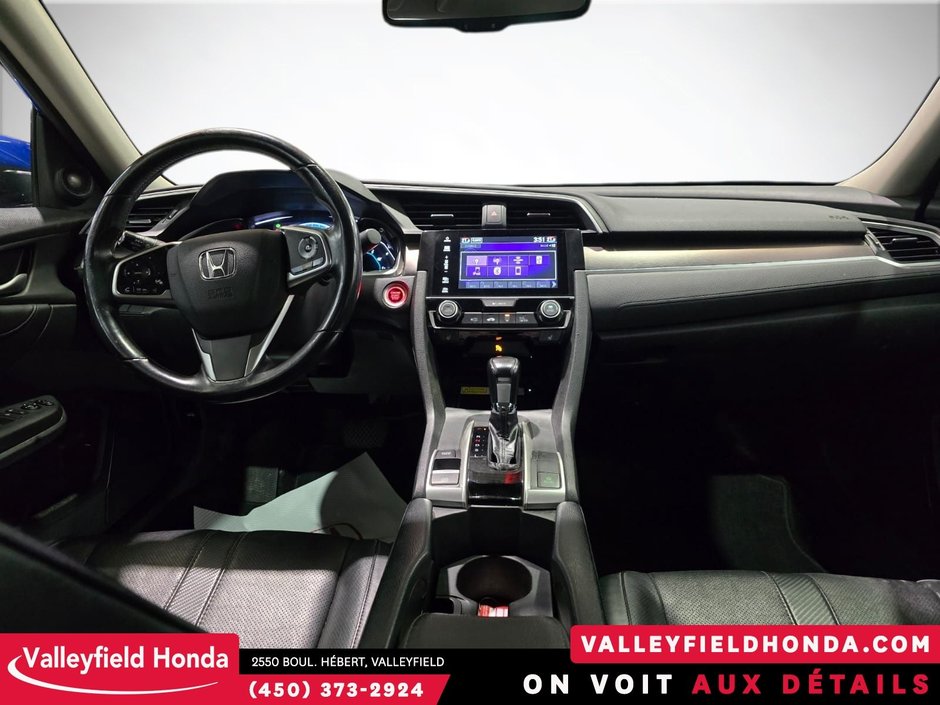 Honda Civic Sedan Touring 2018-13