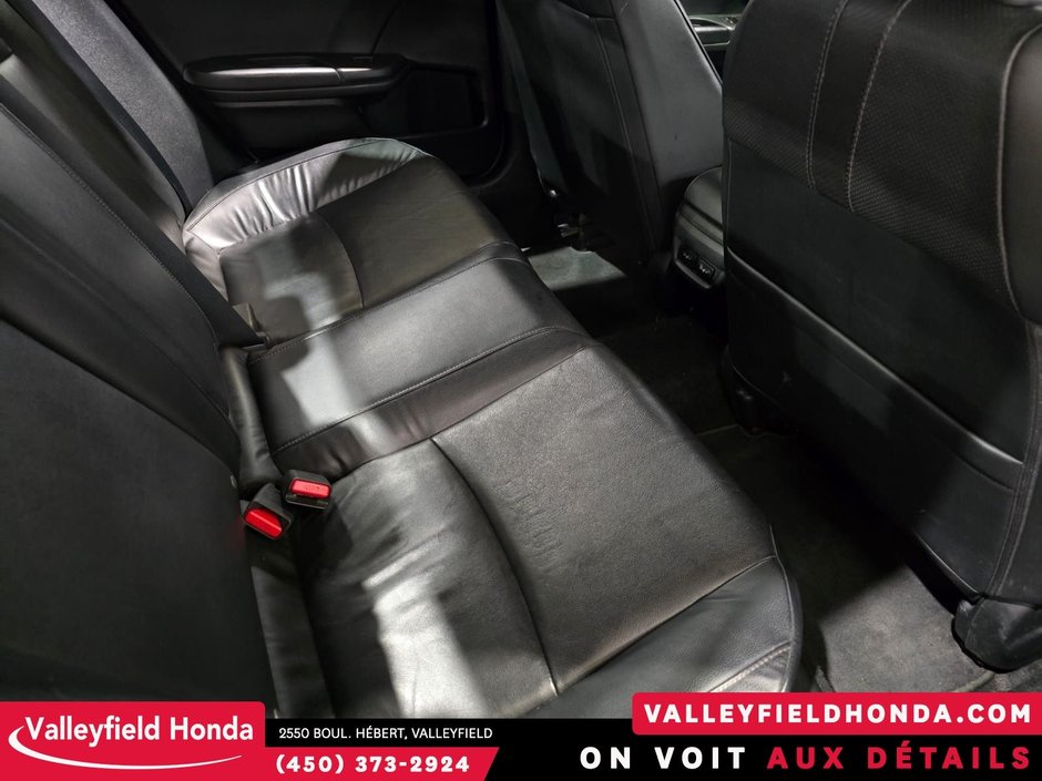 Honda Civic Sedan Touring 2018-11