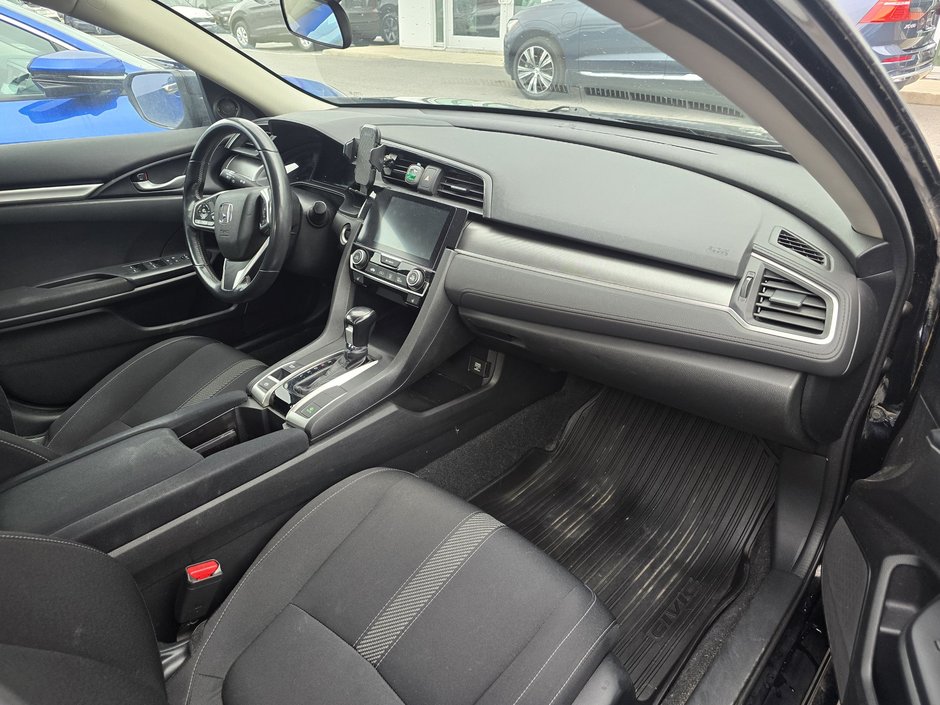 2018 Honda Civic Sedan SE --- VENTE TEL QUEL ----3