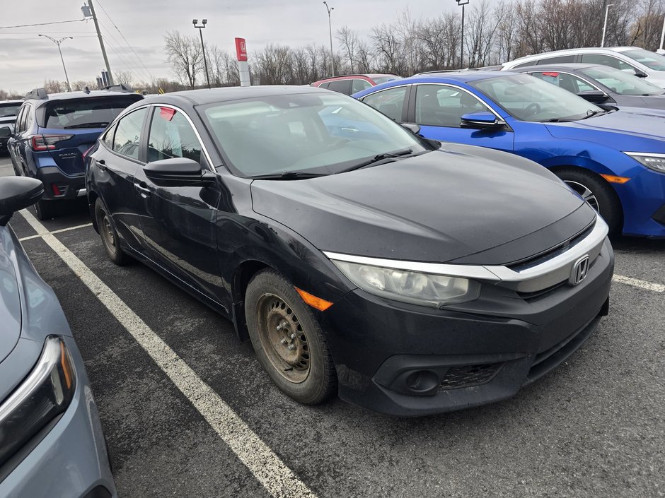 2018 Honda Civic Sedan SE --- VENTE TEL QUEL ----1