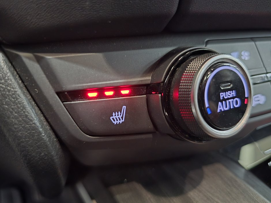 Honda Clarity Plug-In Hybrid Touring 73KM ELECTRIQUE CUIR CARPLAY ANDROID AUTO 2018-14