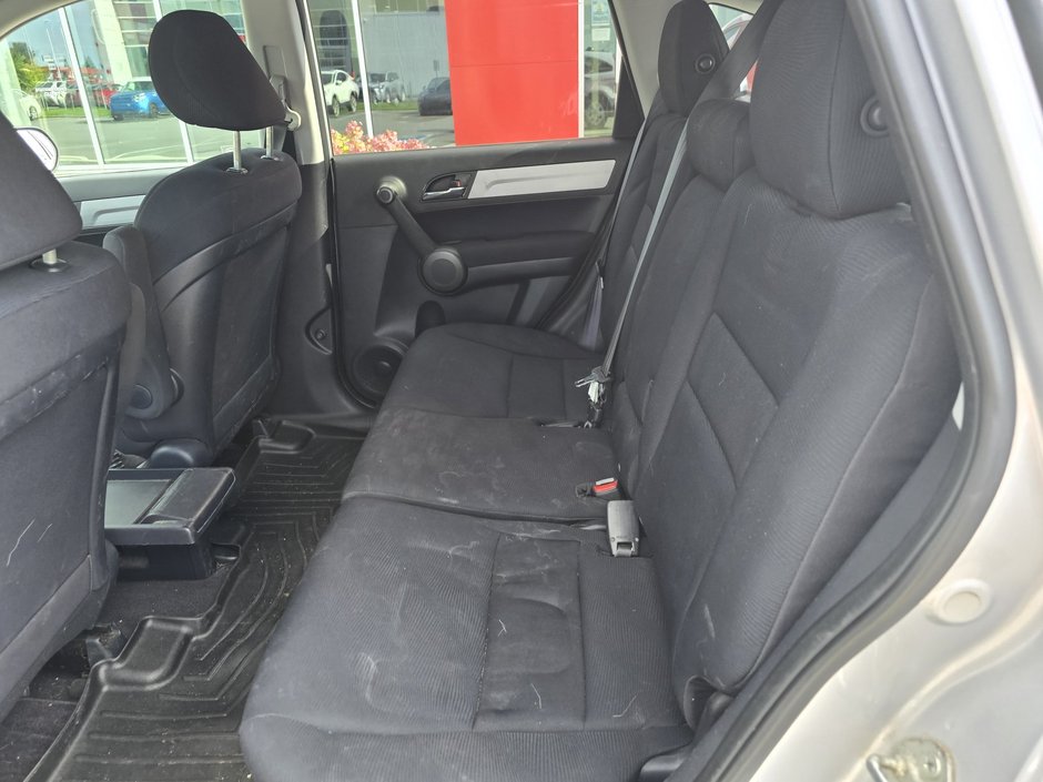 2011 Honda CR-V LX 4WD-2