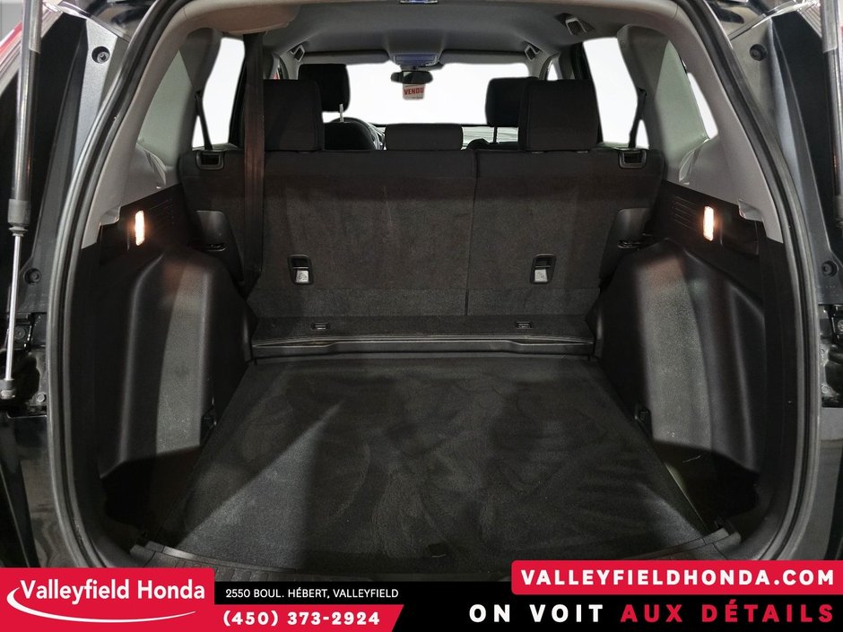 Honda CR-V LX AWD - IMPECCABLE 2021-10