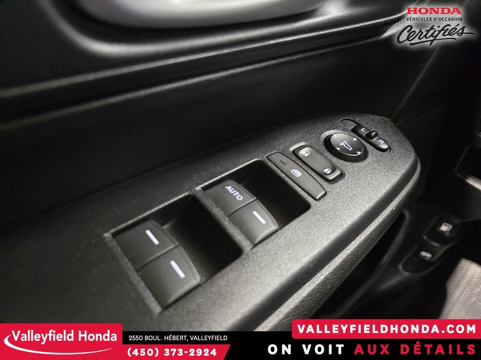 2021 Honda CR-V LX AWD IMPECCABLE-27