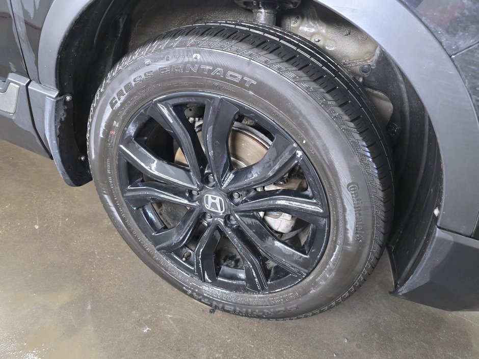 2022 Honda CR-V BLACK EDITION-2