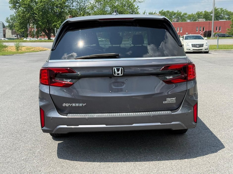 2025 Honda Odyssey Touring-5