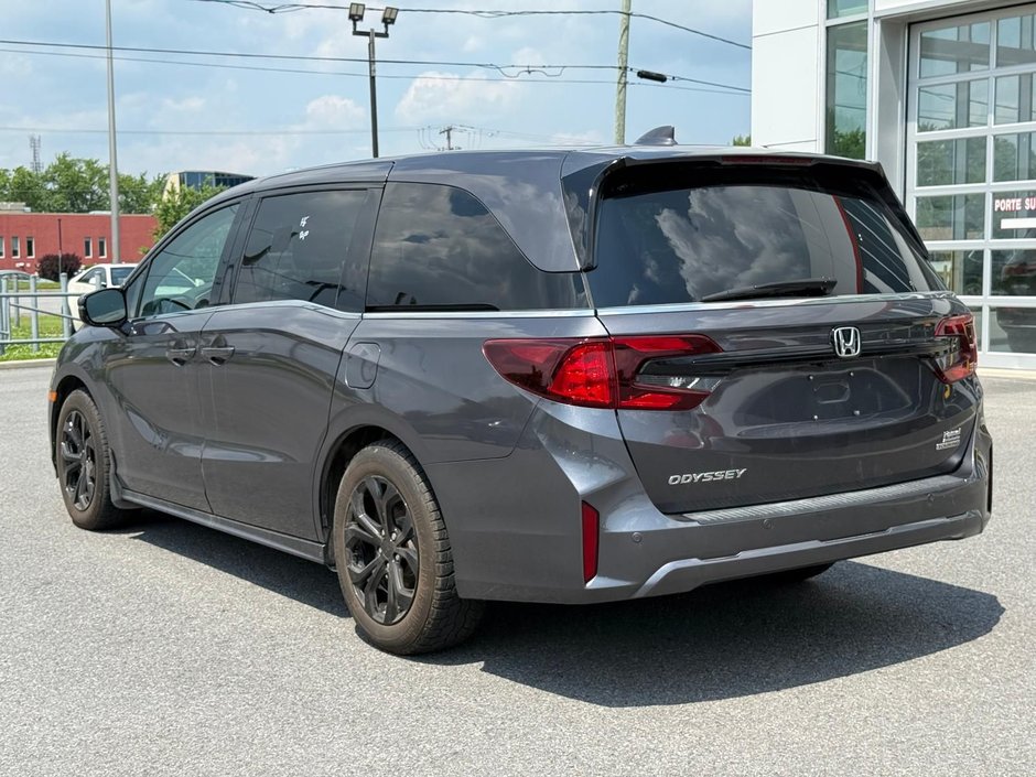 2025 Honda Odyssey Touring-6