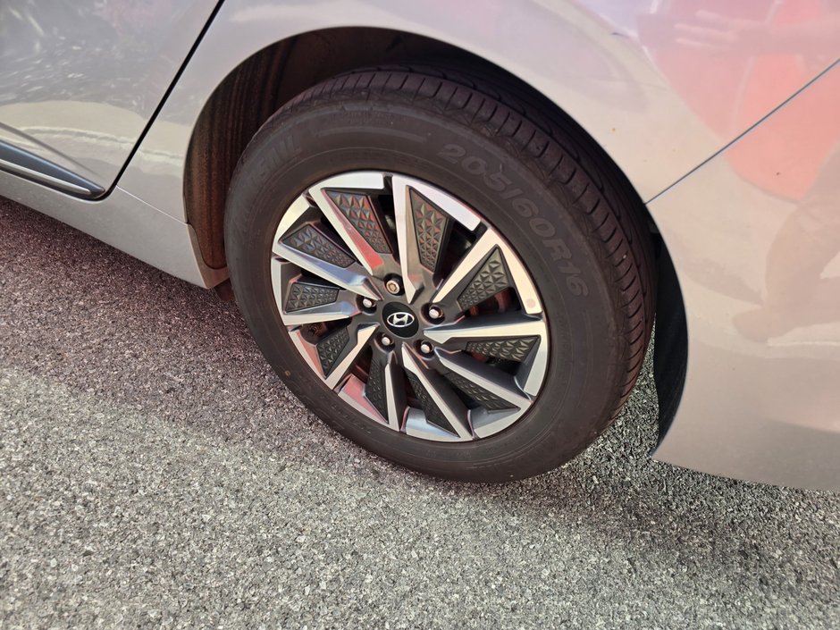 Hyundai Ioniq Electric Preferred 2020-7